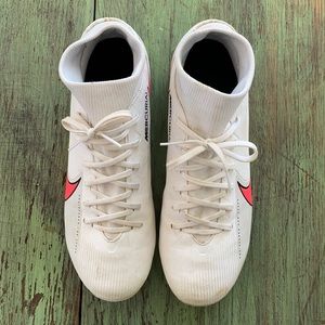 Nike Boys soccer cleats